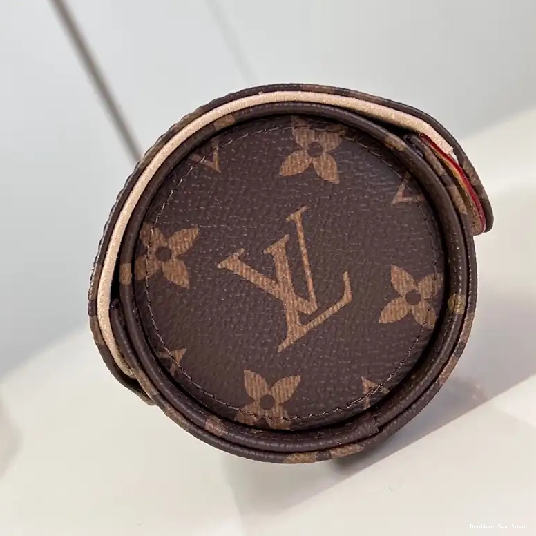 Brother Sam Yupoo 2407YA0101 Bags LV 0403